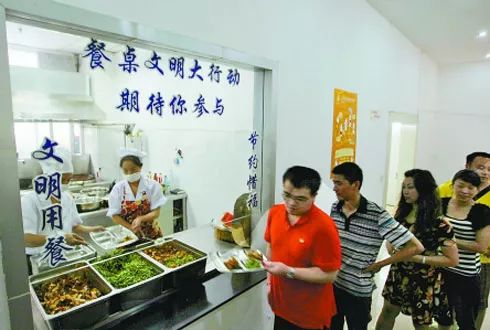 守護(hù)“煙火氣”，更要留住“潔凈氣”——河南省出臺餐飲油煙污染防治新規(guī)